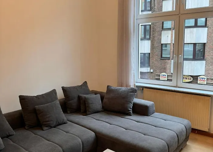 3-room In Centre Apartment Cologne