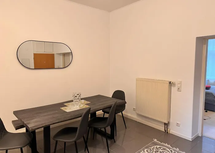 3-room In Centre Keulen